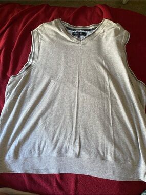 Russell Athletic Men's Light Gray V-Neck Sweater Vest
